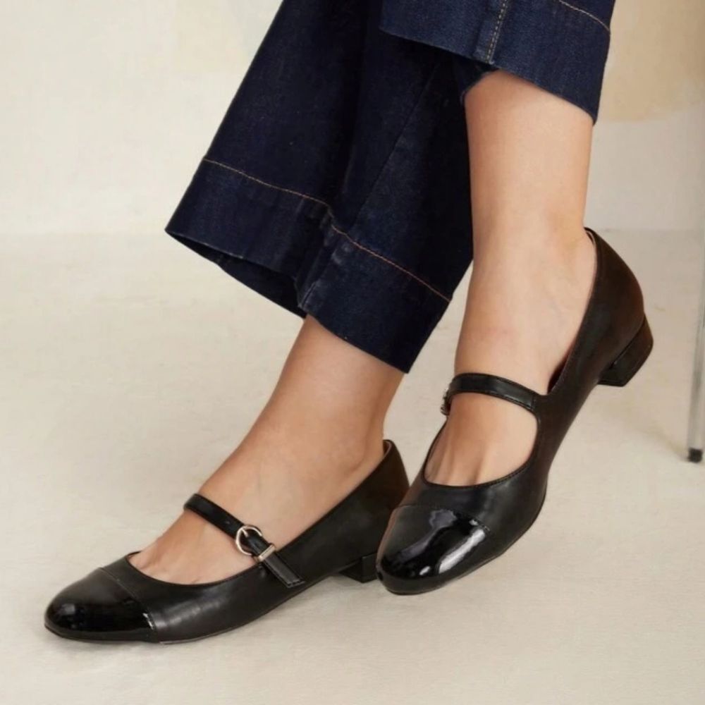 BAMBOO Glossy Black Mary Jane Flats